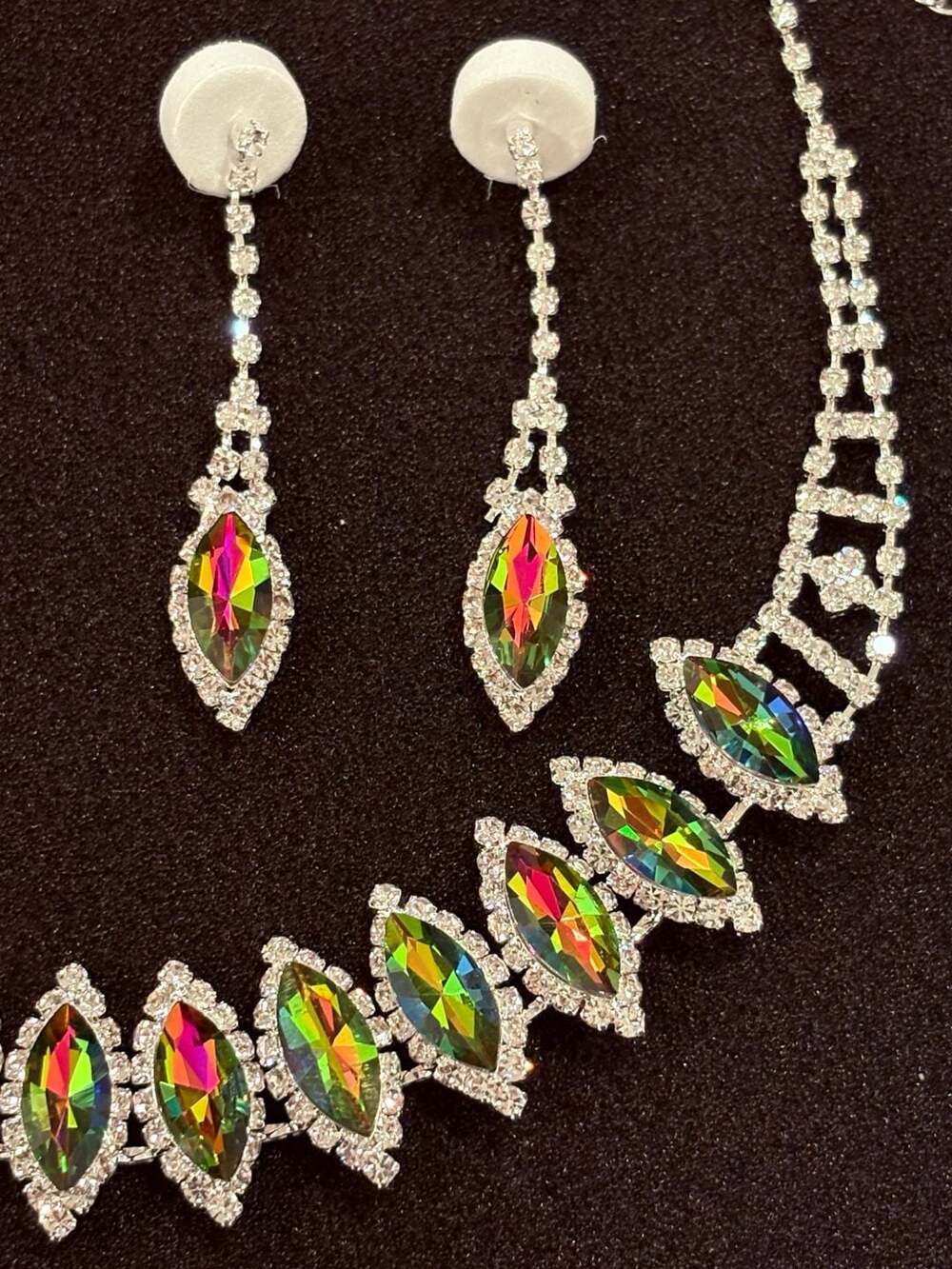 Crystal Rhinestone Jewelry Set - Picture 3 of 5